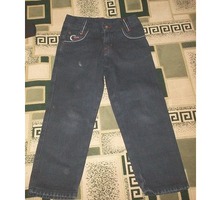 Брюки джинсовые  на мальчика 4 - 5 лет - Мужская одежда в Крыму