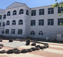 Продается 3-этажное отдельно стоящее здание площадью 1100 кв.м, г. Севастополь - Продам в Севастополе