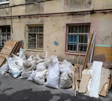 Вывоз мусора строительного, демонтаж,вывоз бытовой техники - Грузовые перевозки в Севастополе