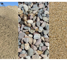 ​Продажа песка и щебня – в любом количестве, услуги самосвала и бокосвала, вывоз мусора - Сыпучие материалы в Севастополе