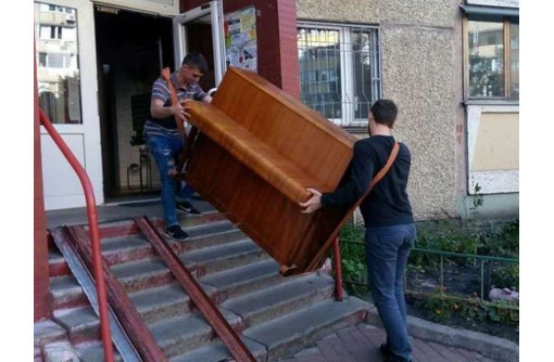 Груз доставим переезд организуем пианино носим - Вывоз мусора в Севастополе