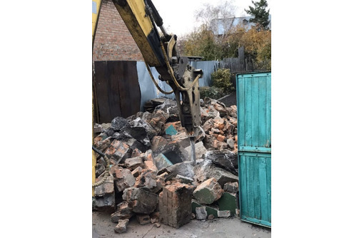 Вывоз мусора (любой) строительный, ветки, хлам - Вывоз мусора в Севастополе