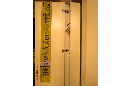 Продаю шарф футбольного клуба Маккаби Тель-Авив Израиль - Антиквариат, коллекции в Севастополе