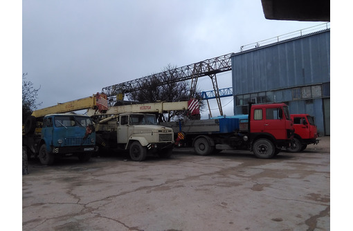 Автокраны монтажные краны  длинномеры 13,6 м гп 20 тон, специализированный трал . - Строительные работы в Севастополе