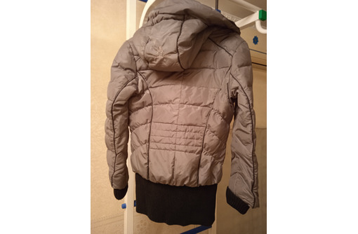 Куртка женская размер S - Женская одежда в Севастополе