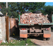 Вы­воз му­со­ра, хла­ма, грун­та. Быс­тро и ка­чес­твен­но. Де­мон­таж­ные ра­бо­ты - Вывоз мусора в Крыму