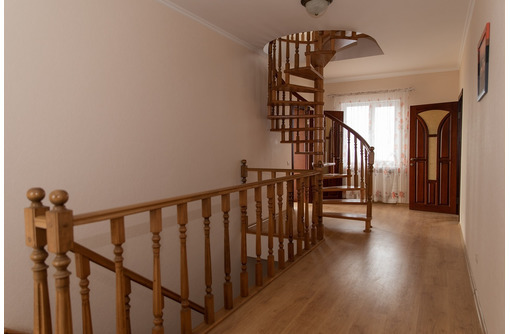 Продается 4-х этажный жилой дом 413 м. кв. «под ключ» в Орловке рядом с морем - Дома в Севастополе