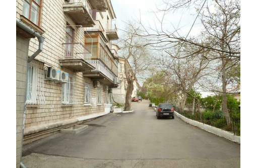 Продам 2-к квартиру 58.00м² 1/4 этаж - Квартиры в Севастополе