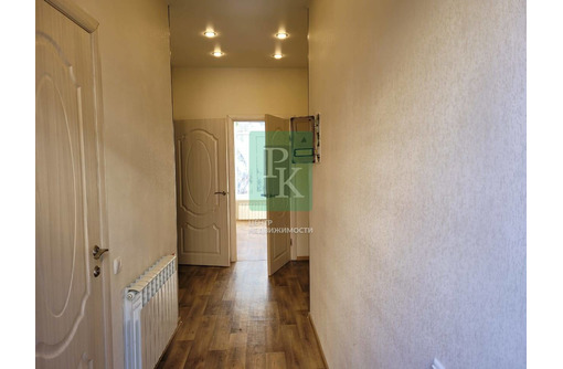 Продаю 2-к квартиру 37.2м² 1/1 этаж - Квартиры в Севастополе