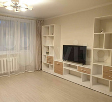 Продаю 2-к квартиру 52м² 2/9 этаж - Квартиры в Симферополе