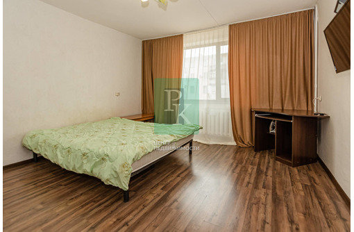 Продаю 2-к квартиру 56.6м² 3/5 этаж - Квартиры в Севастополе