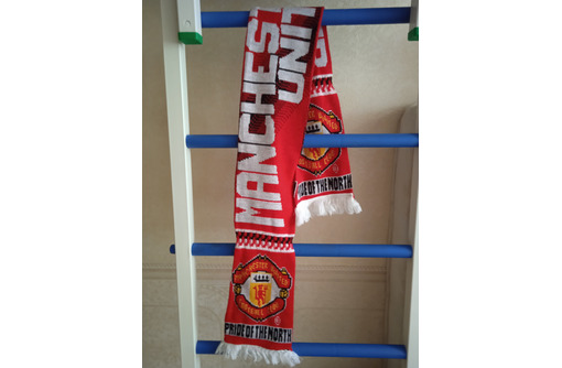 Продам в Севастополе футбольный шарф Манчестер Юнайтед - Антиквариат, коллекции в Севастополе