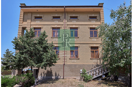 Продам дом 442м² на участке 6 соток - Дома в Севастополе
