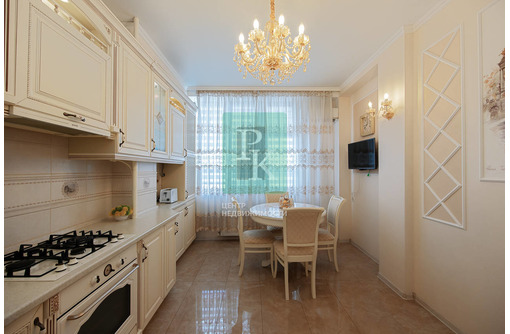 Продам 2-к квартиру 69.9м² 3/6 этаж - Квартиры в Севастополе