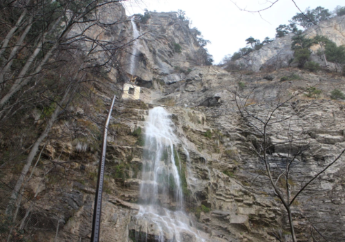 В Крыму дожди оживили водопад Учан-Су, который для Брежнева наполняли из пожарных машин