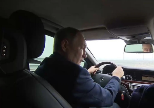 «Надо довести до идеального состояния»: Владимир Путин оценил ремонт Крымского моста