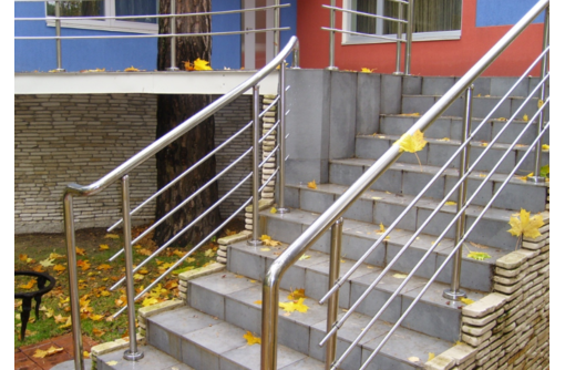 Перила, конструкции из нержавеющей стали в Лабинске - «Просто перила»: качественно, доступно! - Лестницы в Лабинске