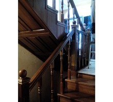 Столярный цех-мастерская в Сочи: Деревянные лестницы на заказ - Лестницы в Краснодарском Крае