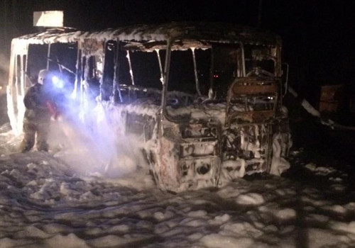 В Кропоткине на метановой заправке сгорел автобус ВИДЕО
