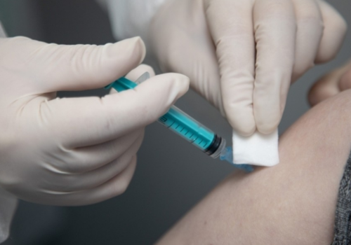 В Краснодаре закрыли все мобильные пункты вакцинации от коронавируса