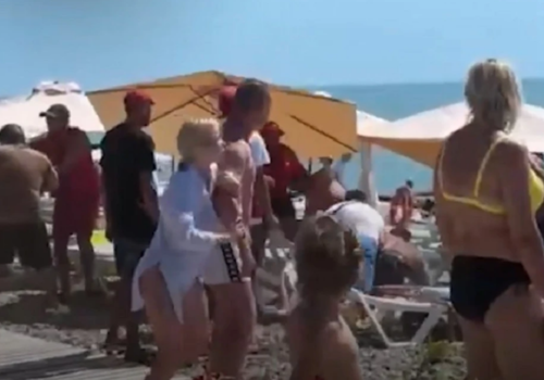 В Адлере сотрудники пляжа жестко избили чемпиона Минска по самбо ВИДЕО