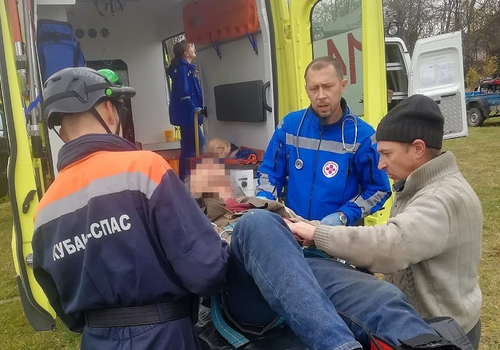 В Краснодарском крае рабочий сорвался с вышки сотовой связи